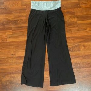 No Boundaries yoga pants size large